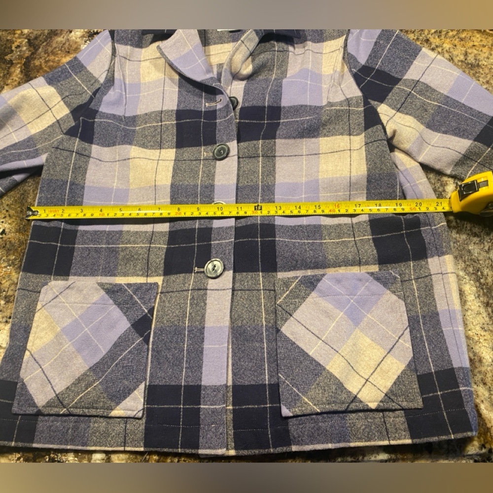 100% virgin wool Pendleton Navy and Beige Plaid Shirt - Picture 9 of 16